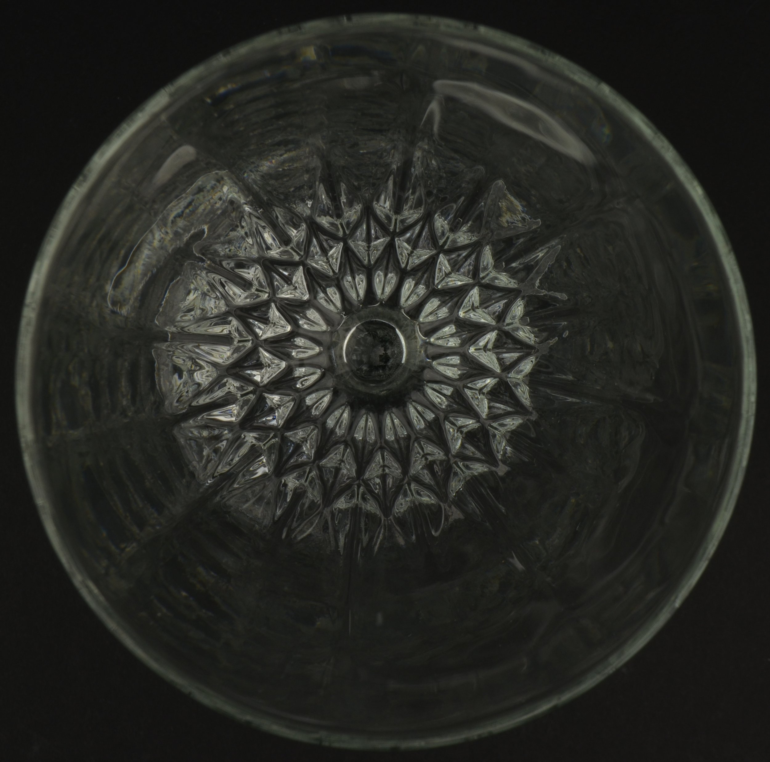 Luminarc - Georgetown Pattern - Wine Glass - 6 7/8 Tall