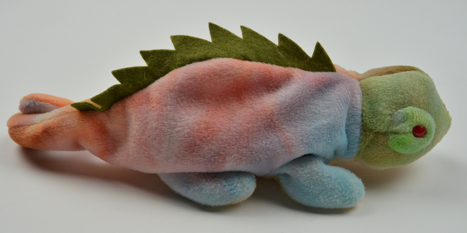 Ty The Beanie Babies Collection Iggy 10 Long Ty The Beanie Babies Collection Iggy 10 Long