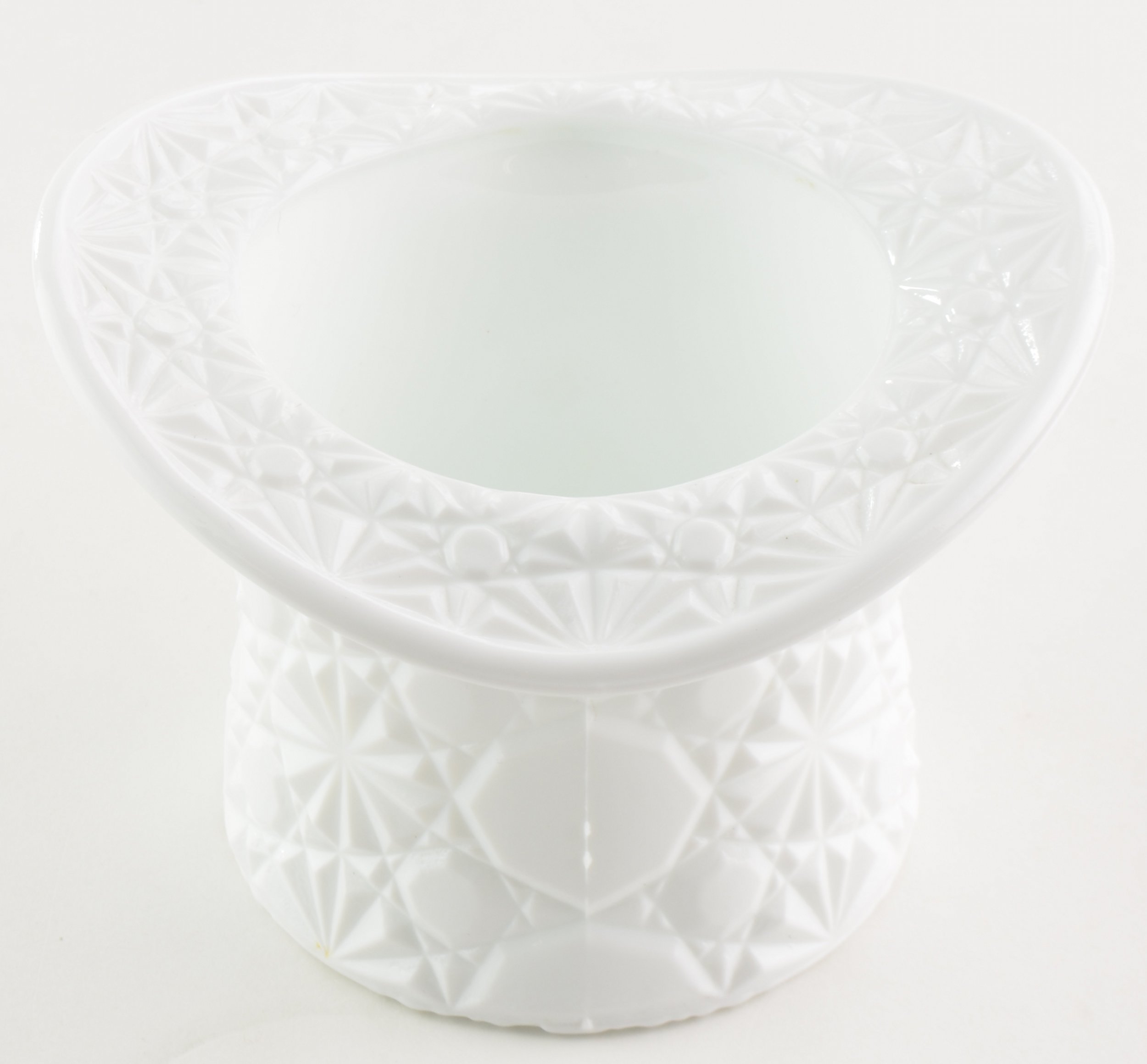 Fenton Art Glass Top Hat Topper - Daisy & Button Milk Glass - 3.25 Tall