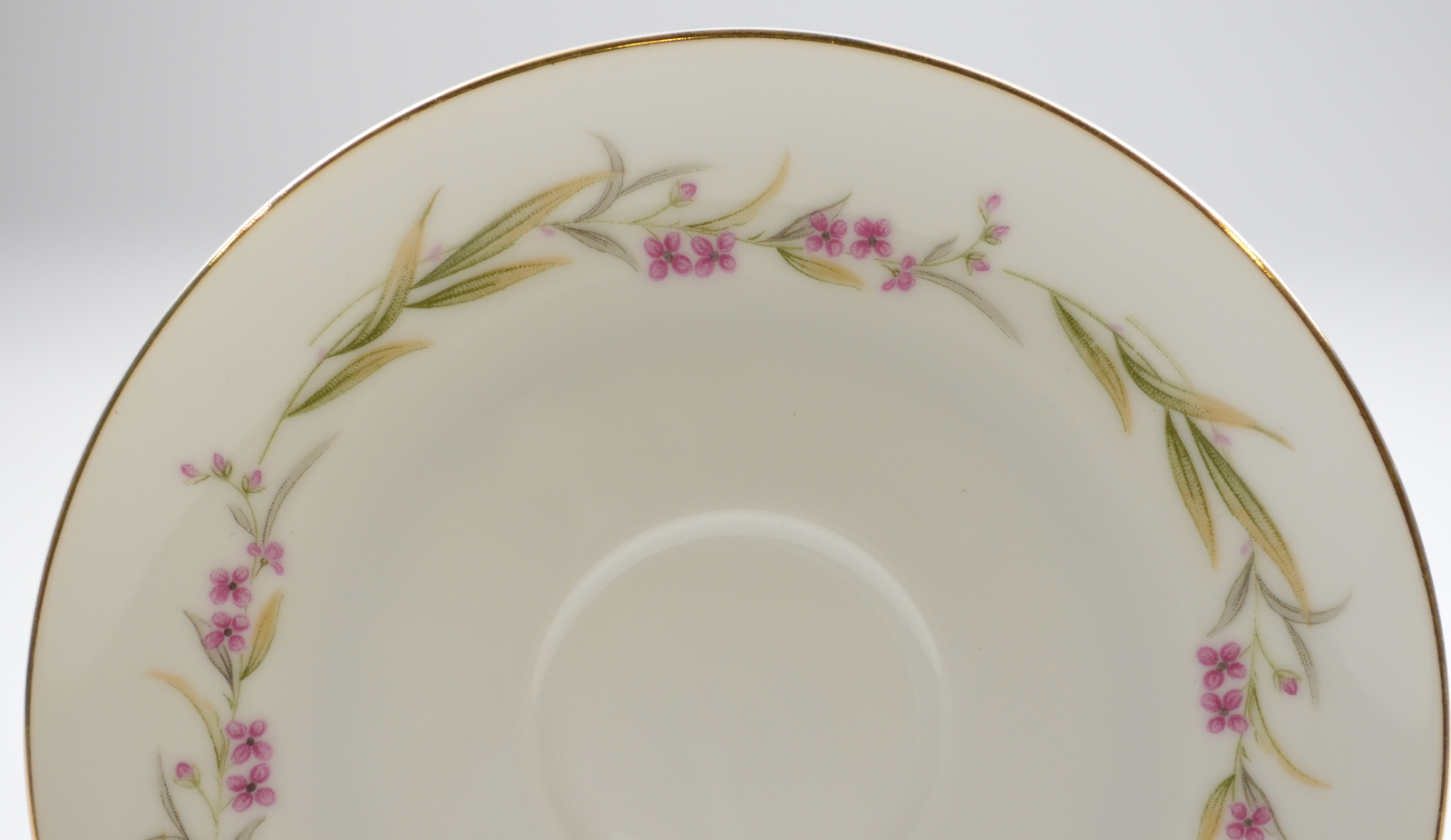 Prestige store fine china