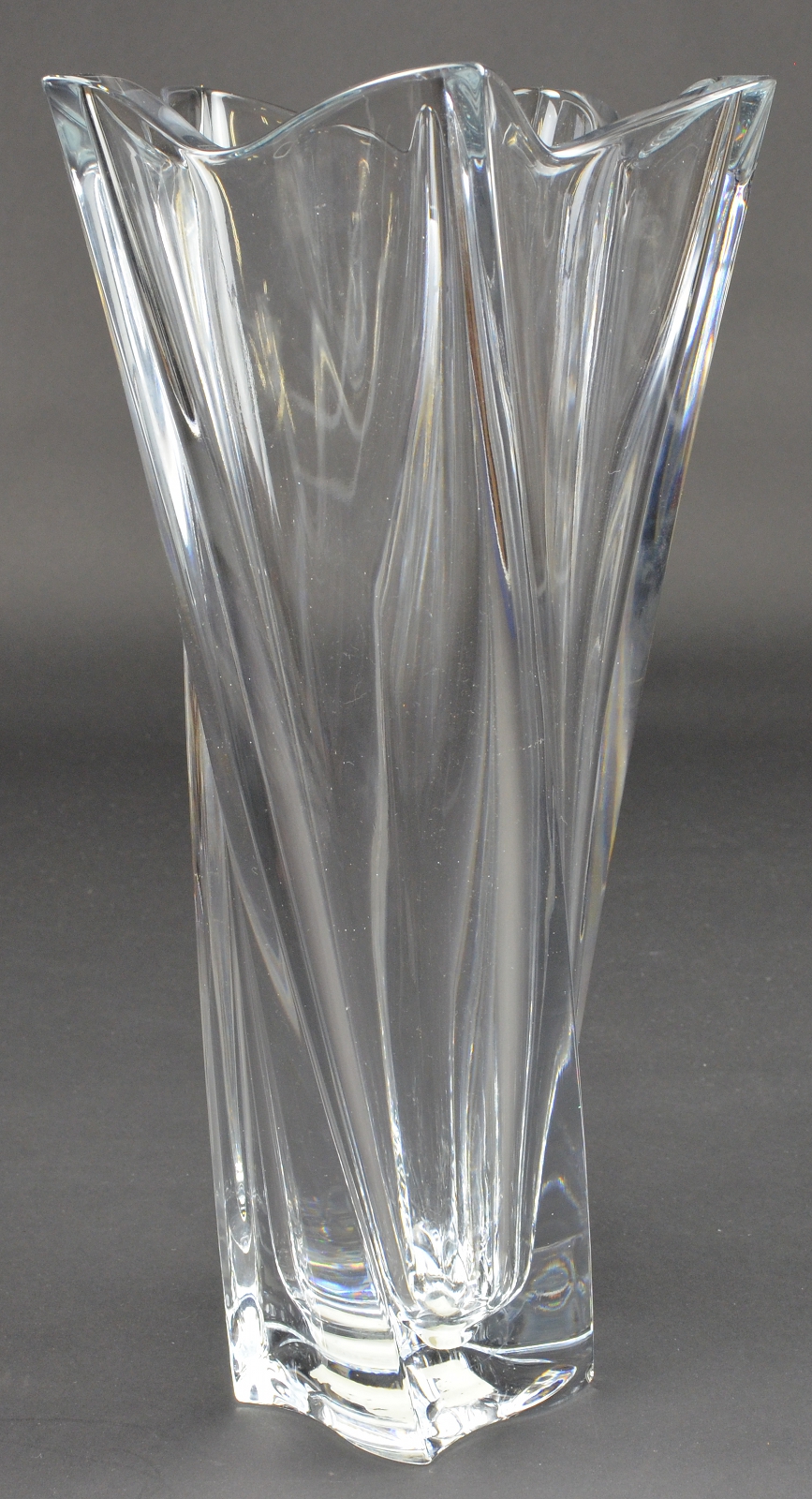 Mikasa Crystal | Lead Crystal, Pacific Wave Pattern, VT400/835 Mikasa Crystal | Lead Crystal, Pacific Wave Pattern, VT400/835