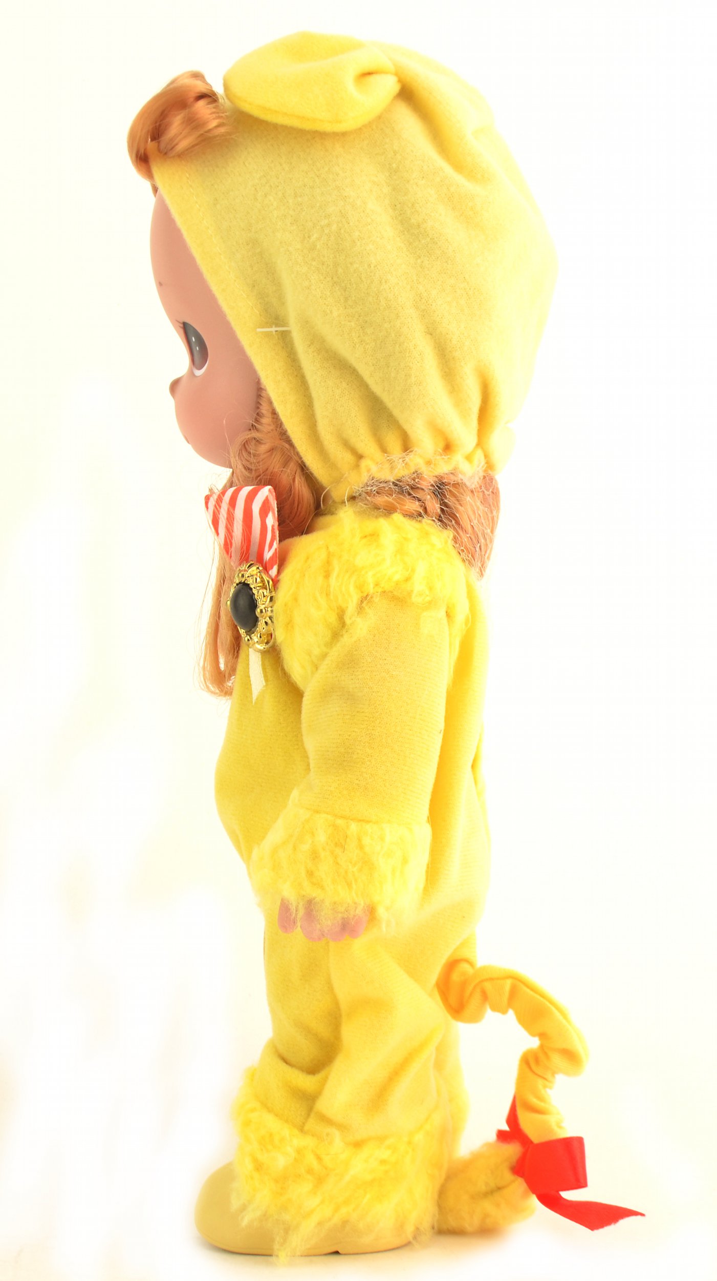 Precious Moments Doll - The Wizard Of Oz - Cowardly Lion - 12 Tall