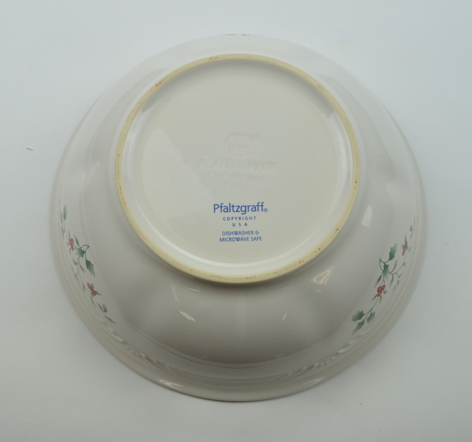 Pfaltzgraff China - Winterberry Pattern - Vegetable Bowl - 8.75 Round