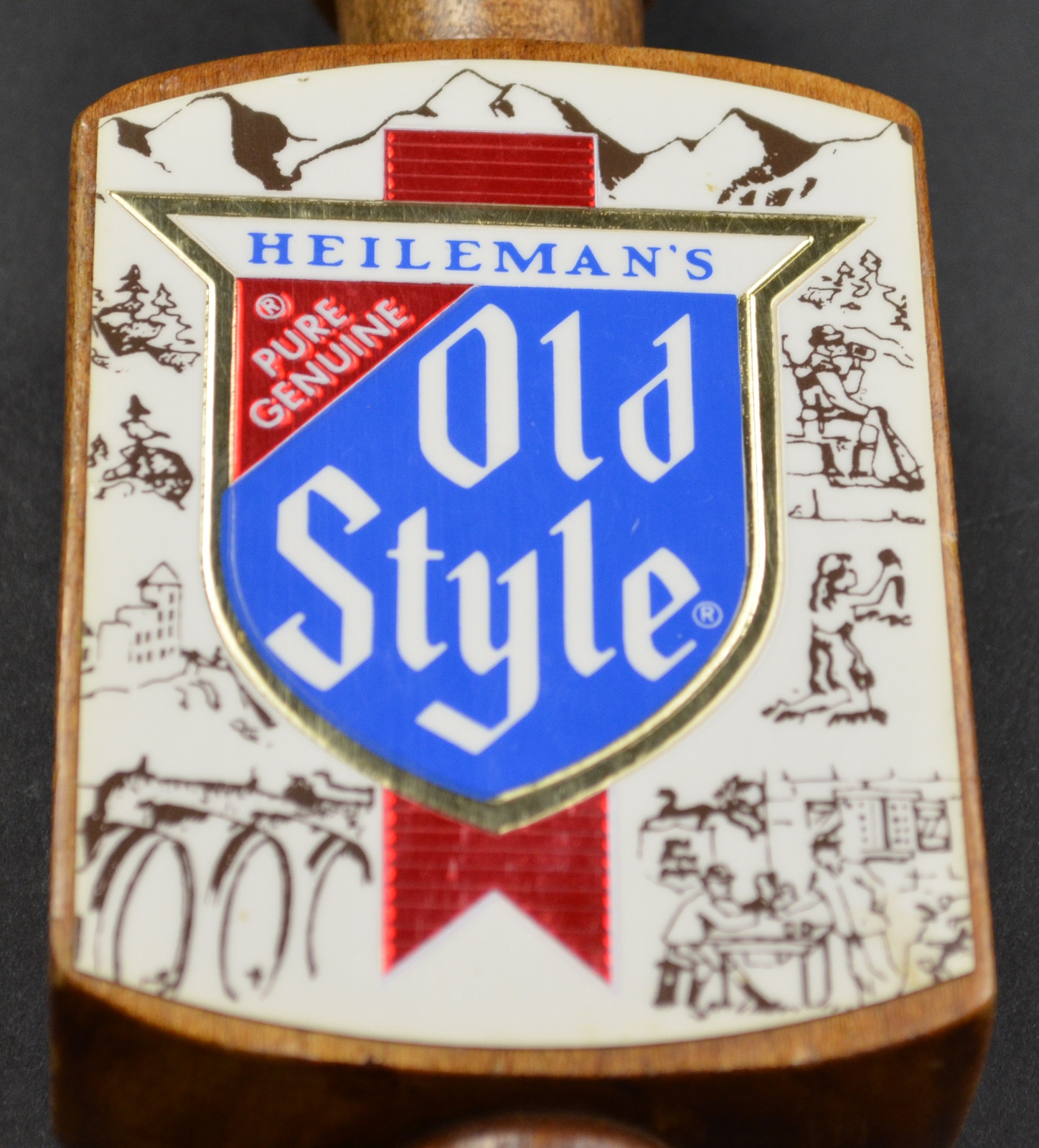 Sold at Auction: LARGE 2 PIECE WOOD SIGN HEILEMANS OLD STYLE BEER