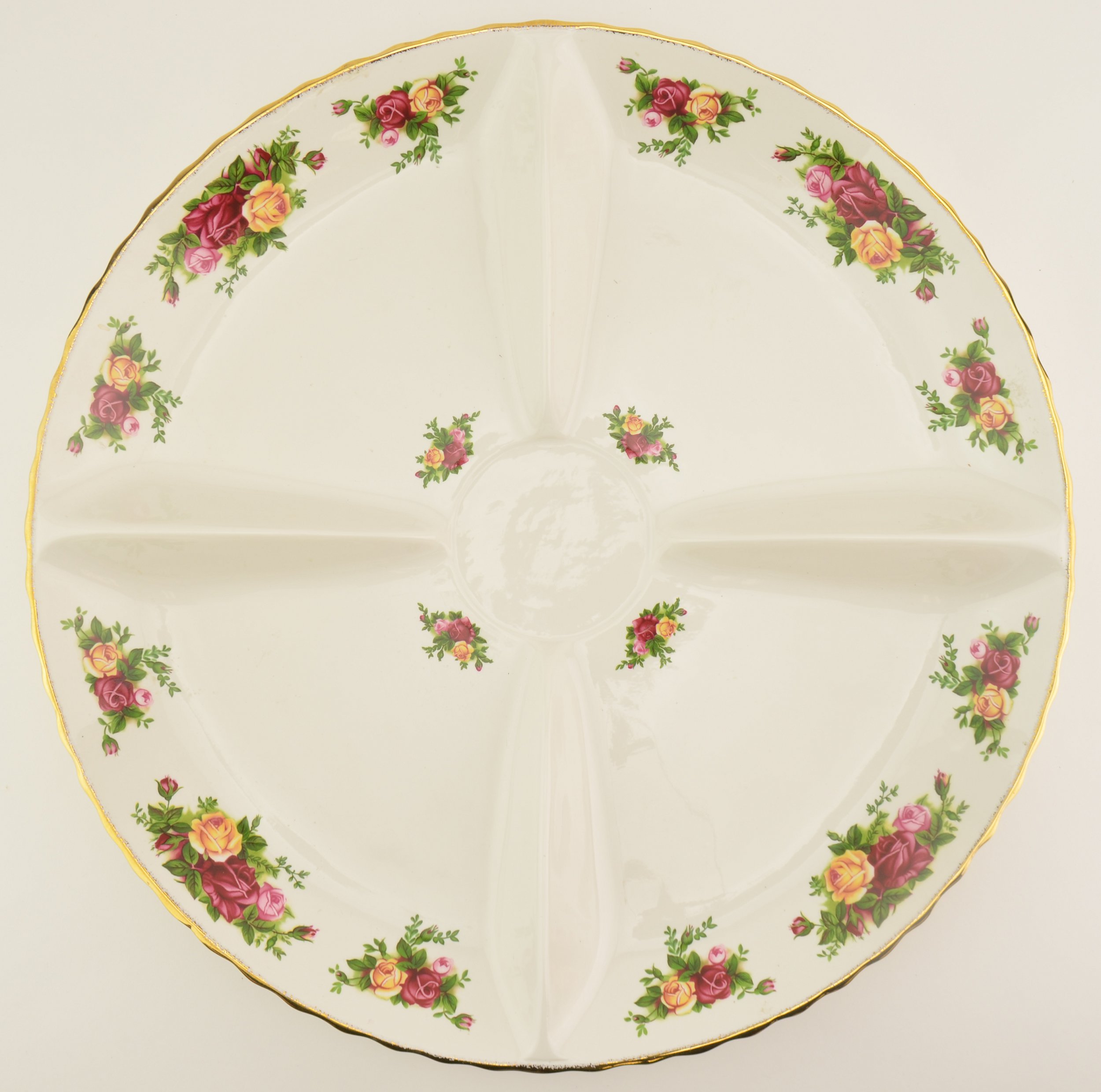 Royal Albert - Old Country Roses - 2 Piece Chip & Dip Set