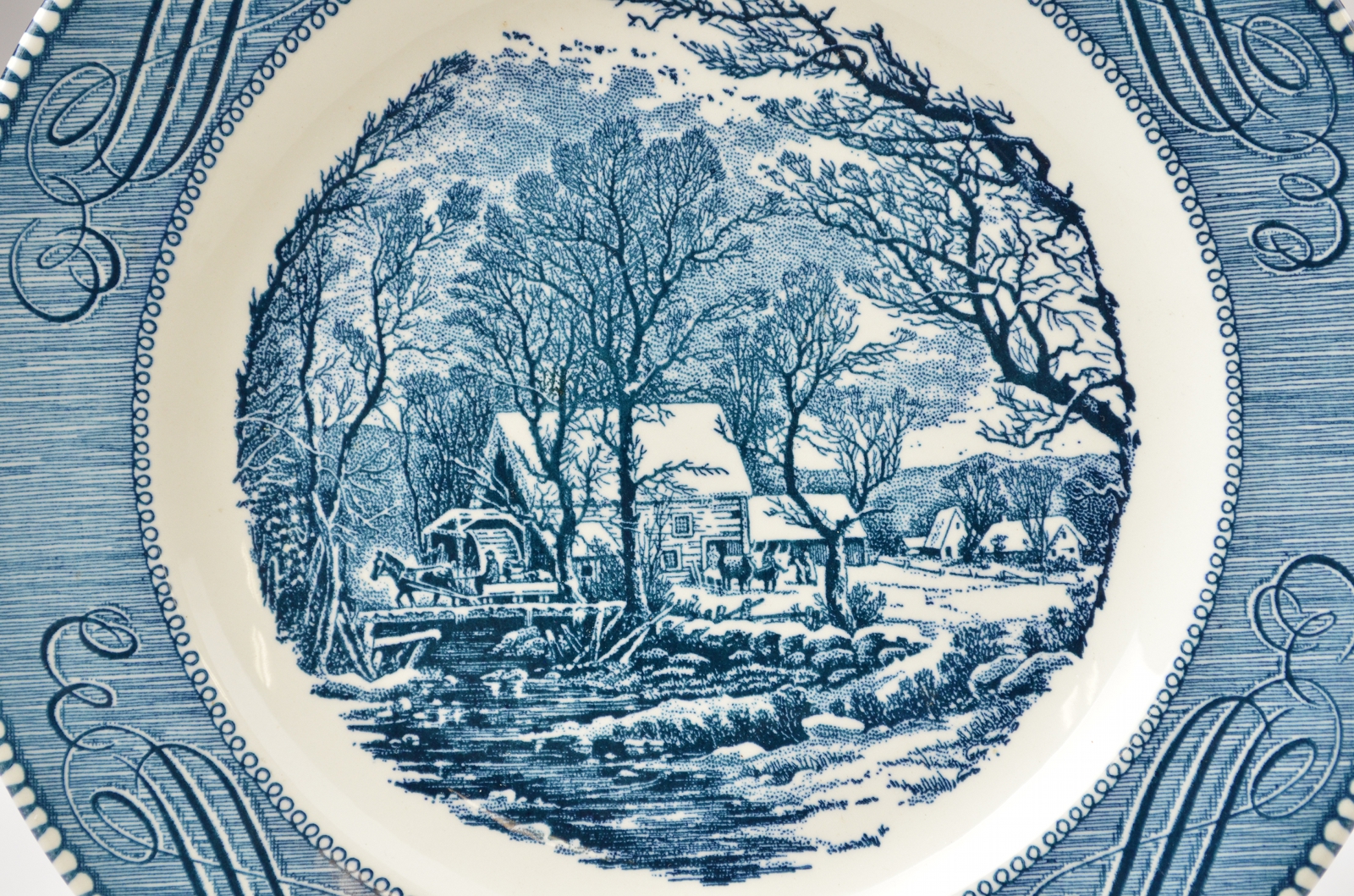 Royal - Currier & Ives Blue - Dinner Plate - 10 Round