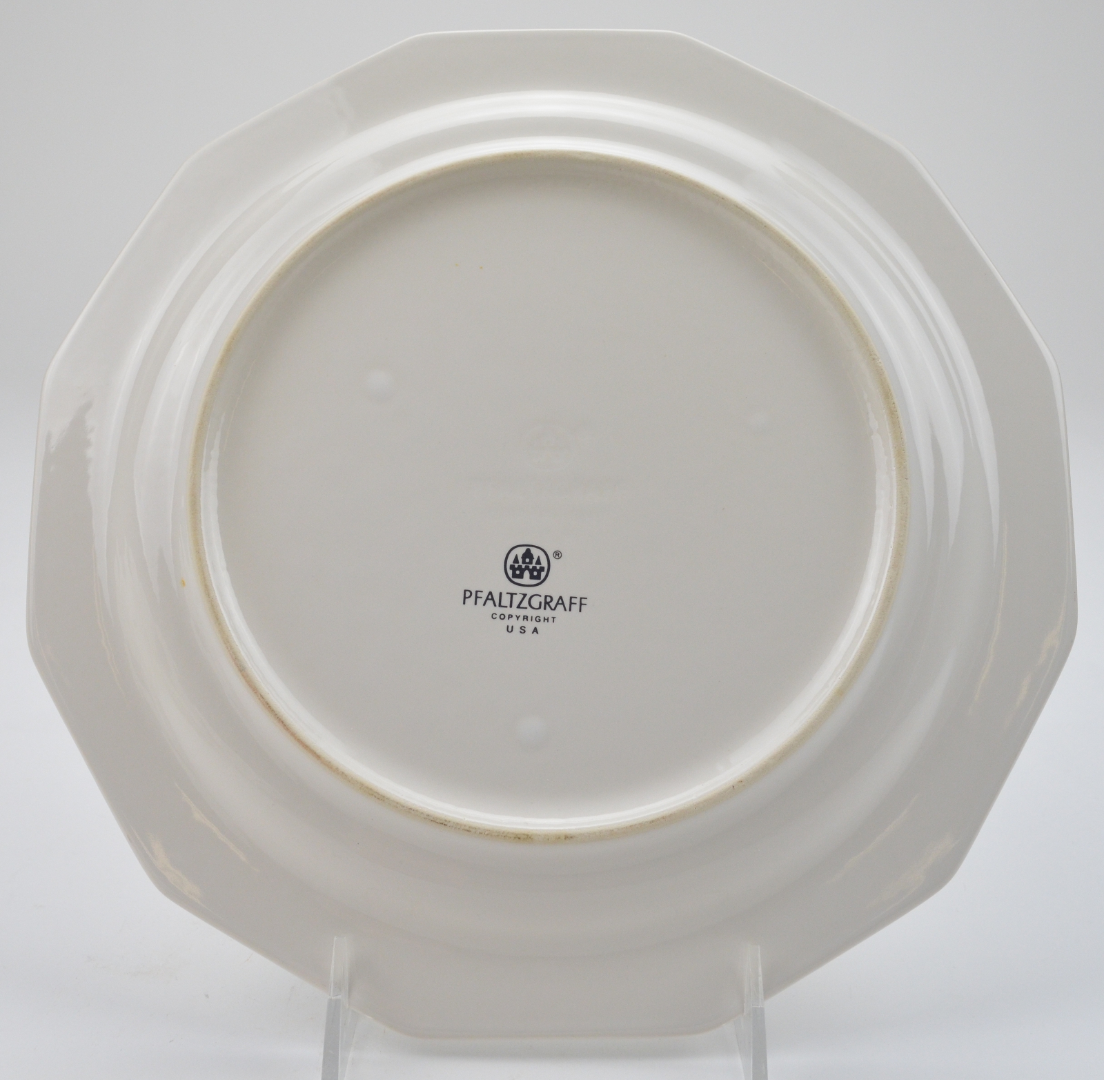 Pfaltzgraff China - Dinner Plate - Christmas Heritage Pattern - 10.125 Round