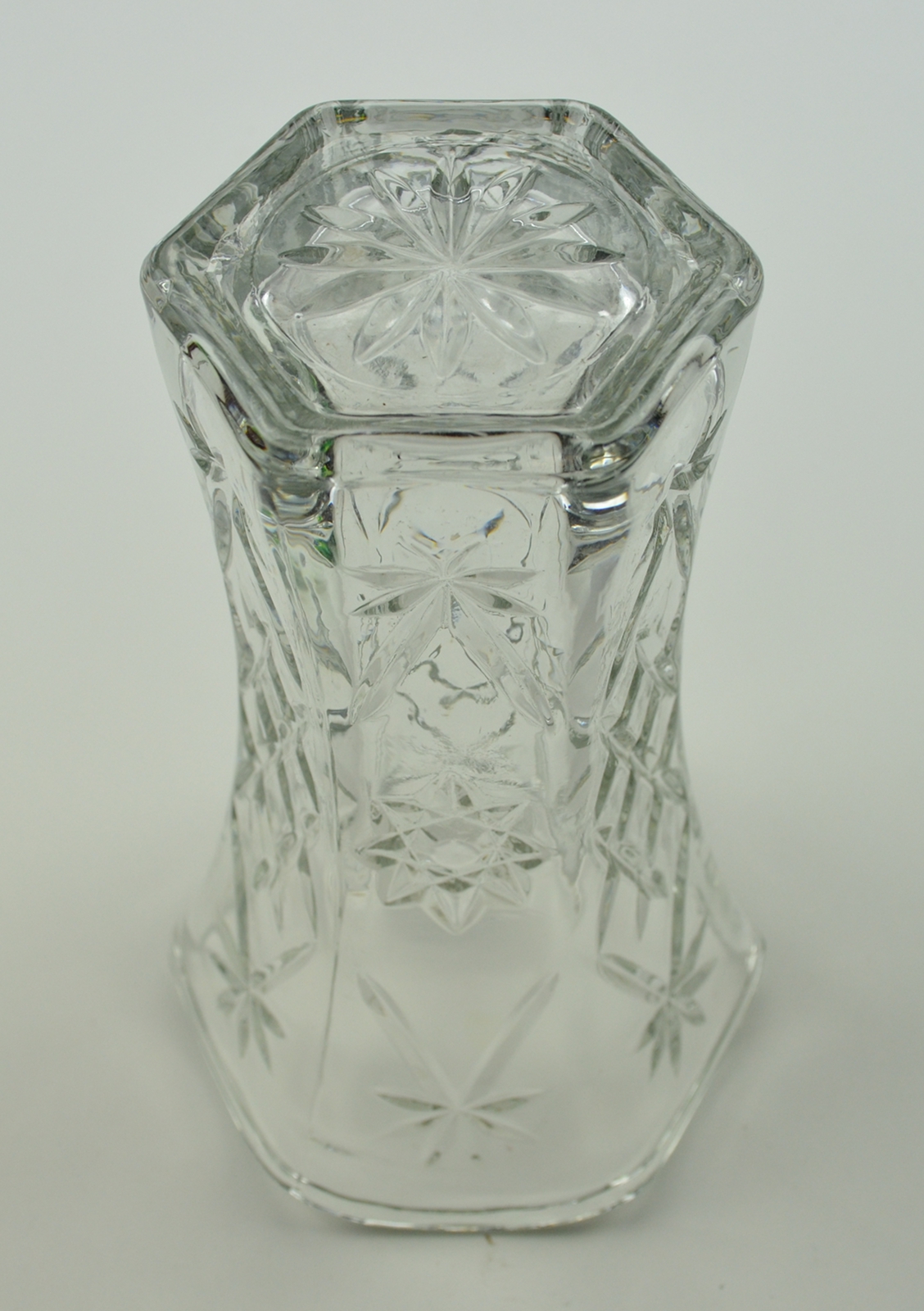 Anchor Hocking - Prescut Clear Pattern - Cut Glass Flower Vase - 8.25 Tall