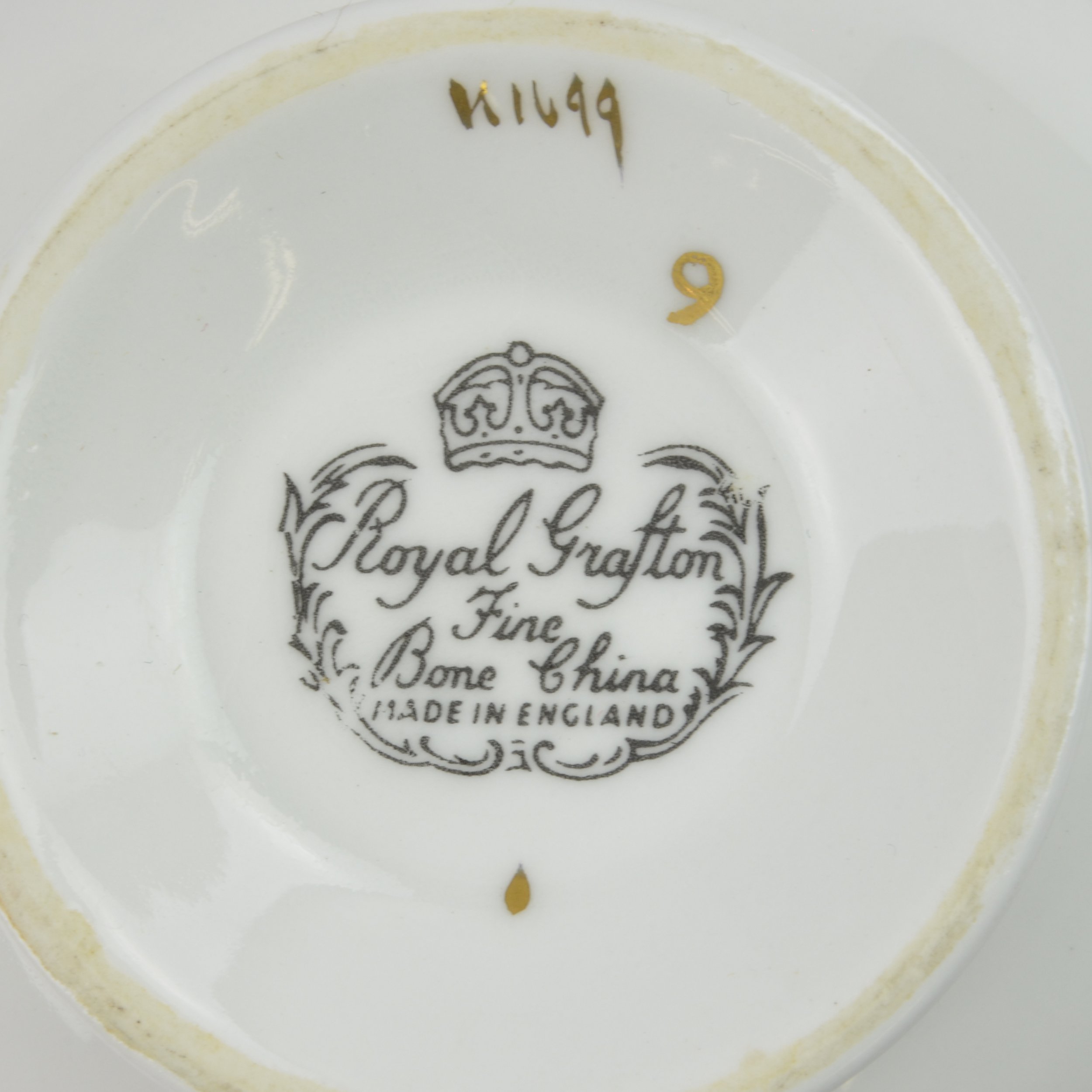Royal Grafton | K1699 Pattern, Teacup, Fine Bone China Royal Grafton | K1699 Pattern, Teacup, Fine Bone China