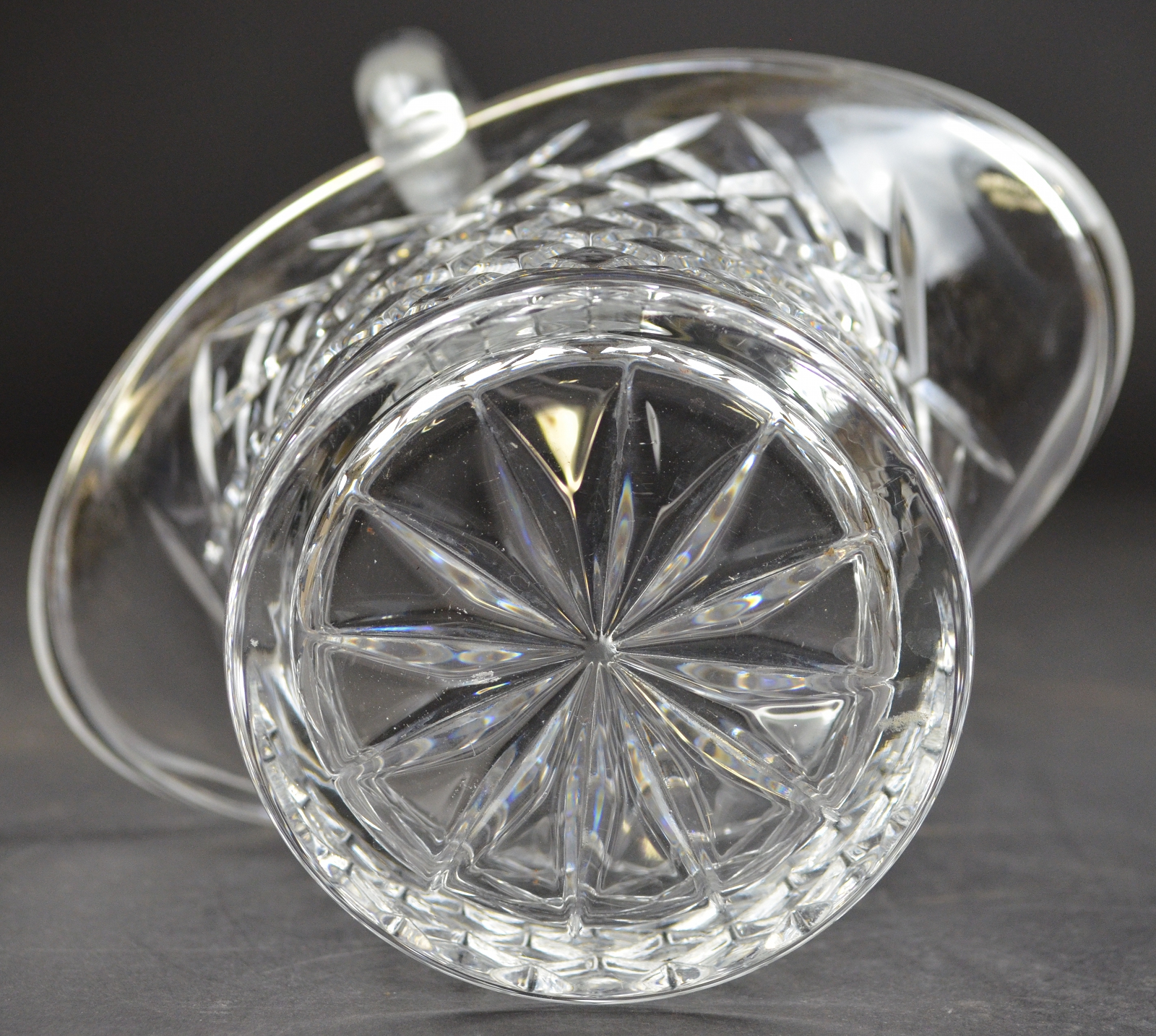 ＧＡＬＷＡＹ　ＩＲＩＳＨ　ＣＲＹＳＴＡＬ Galway | Irish Crystal, Basket, Diamond Pattern