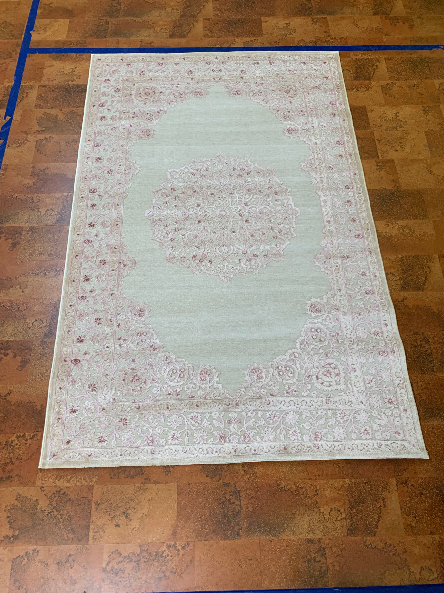 Devin Oriental Pink/White Area Rug Rectangle 5ft x 7ft6in